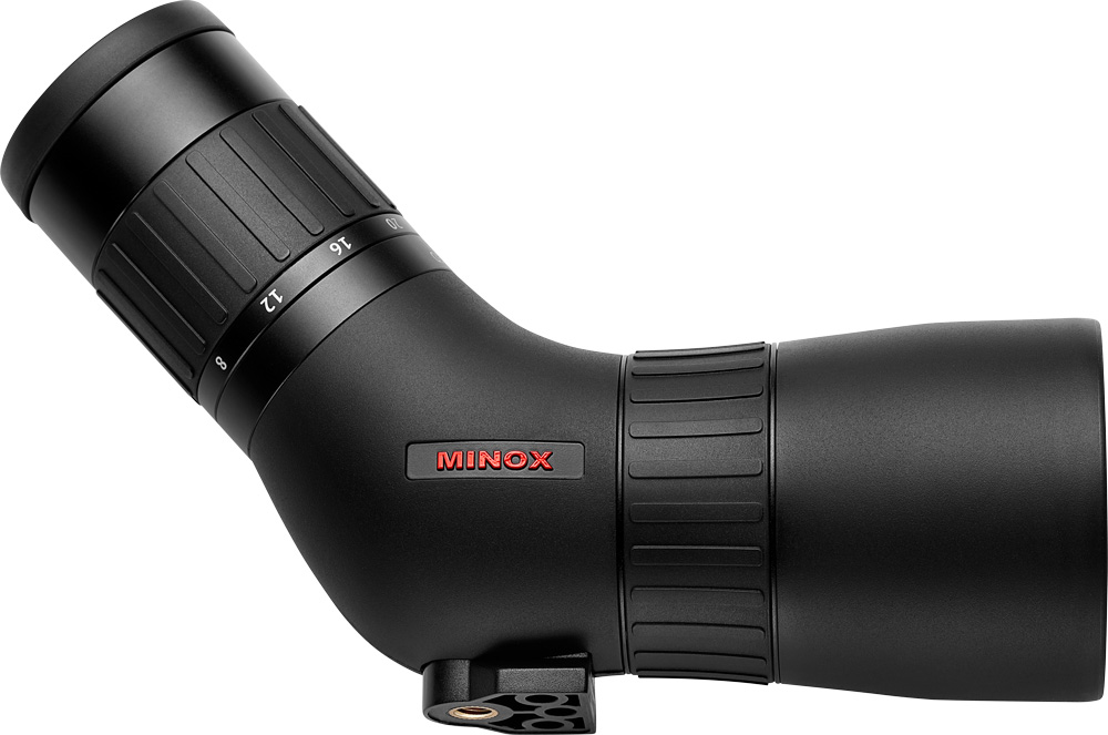 Minox Spektiv 8-24x50 ED geneigt sodass es die Adapterstelle zeigt