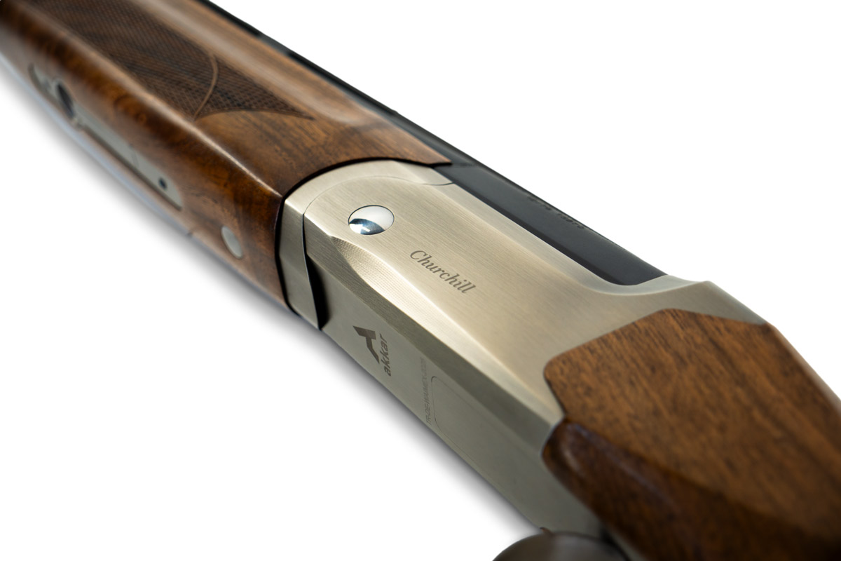detailaufnahme baskuele akkar churchill 812e hunting silber gravierte basküle mit edler ausführung