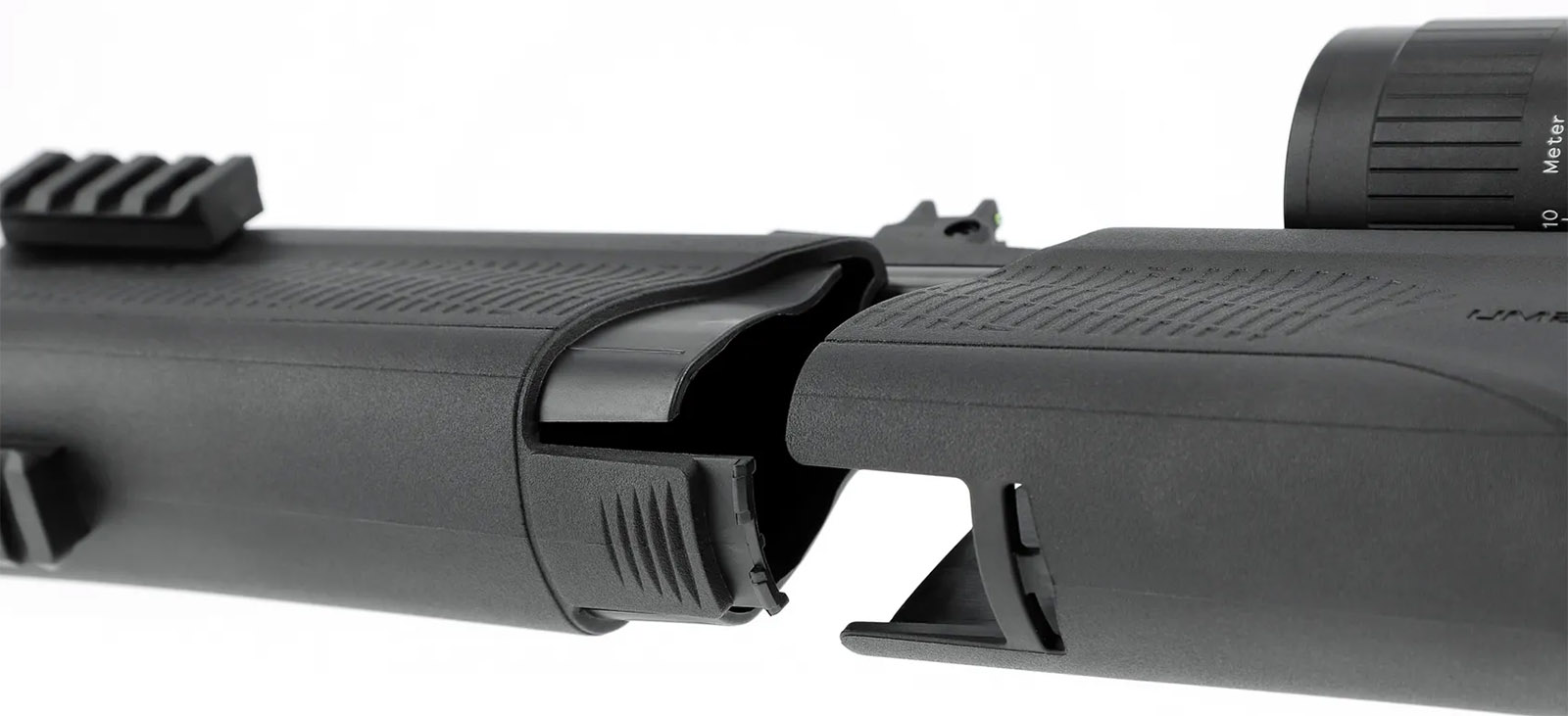 detailaufnahme umarex 850m2 xt kit von unten sicht auf schaftunterseite und montageschnittstelle
