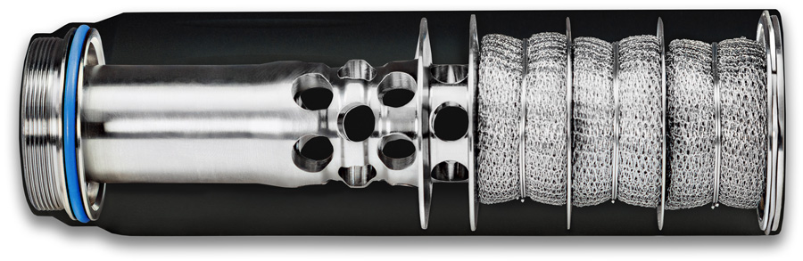 Aufgeschnittener ERA Silencer STI3D Schalldämpfer mit Titan-Innenaufbau und Strukturkammern