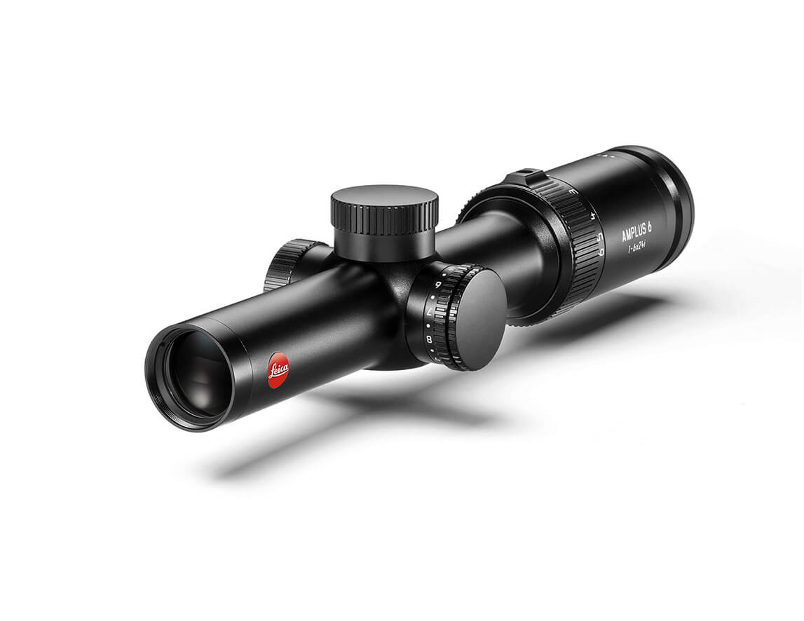 Zielfernrohr Leica Amplus 6 1-6x24i, schräge Vorderansicht